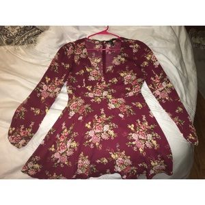 Light Floral Long Sleeve Short Dress